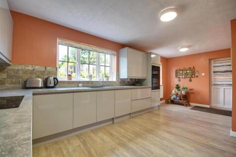 Kitchen / breakfast room