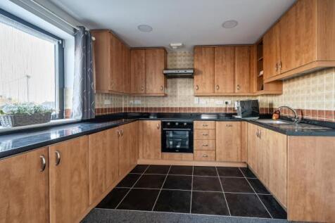 Open Plan Kitchen/Li