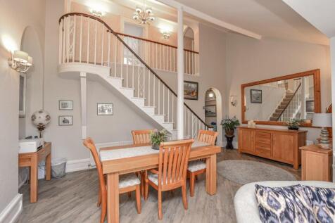 Dining and Garden Room