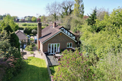 Large Rear Garden