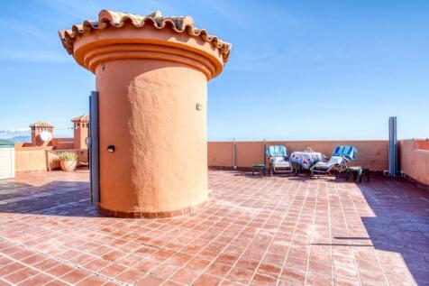 ROOF TERRACE