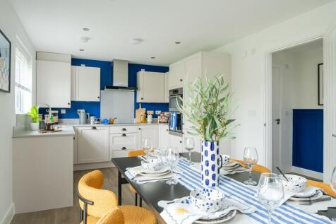 Spend time with the family in the kitchen diner whilst you cook up a storm
