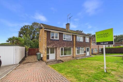 3 Bedroom Semi-Detached in S42 6XG