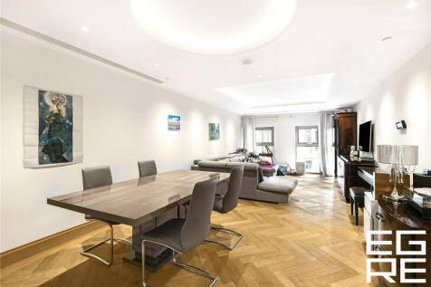 1202 sq.ft. | Three Bedrooms | Three Bathrooms | 2nd Floor | 24-Hour Concierge | Parking | Swimming Pool, Gymnasium and Spa | Beautiful Landscaped Communal Gardens | Walking Distance to Westminster, L