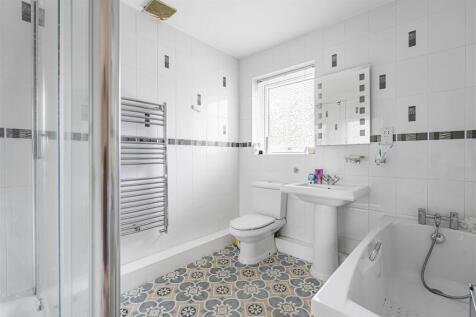 Long Acre, Brafield-on-the-Green