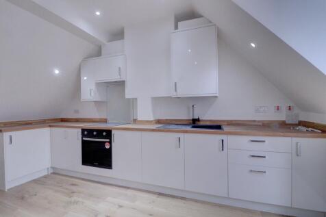5 kitchen.jpg