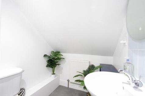 En Suite Shower Room