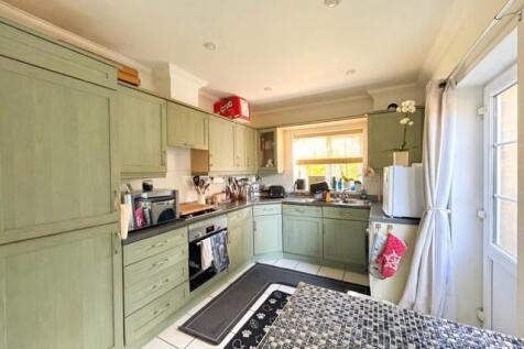 kitchen edit 2.jpg
