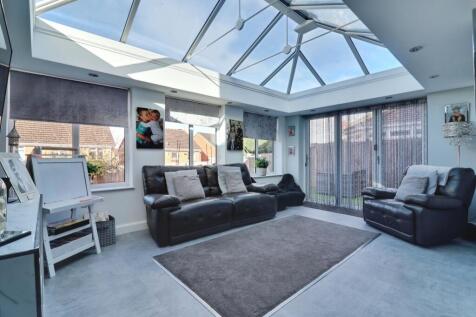 Garden Room - EweMove Cannock