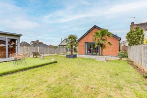 IMG_3136-IMG_3140 copy.jpg