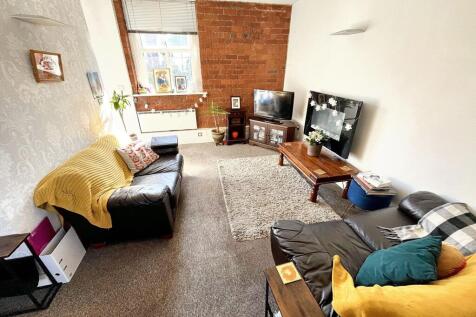 Lounge-Dining-Kitchen