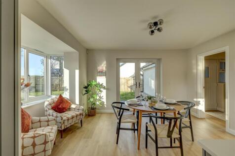 Dining Example