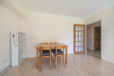 1439648-7-69d695d...