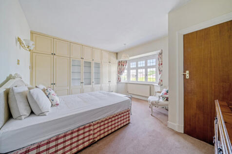 28-681b9df15d9e9-...