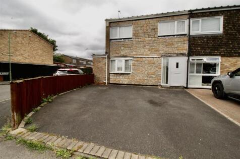 Front Garden/Driveway
