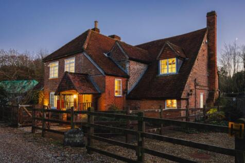 Old Farmhouse (41 of 48).jpg