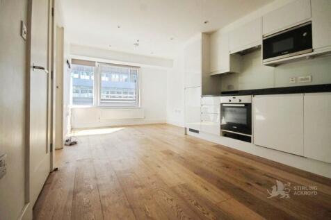 Reception/Kitchen