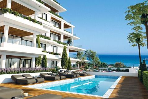 Sun Terrace & Pool
