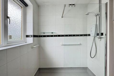 db5b78c3-8-444C-B...