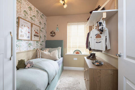 Single bedroom in the Maidstone 3 bedroom home