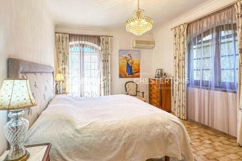 Vale Formoso 10 Bed Traditional Villa For Sale In Almancil (16)