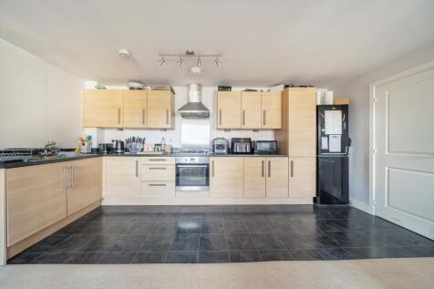 Open Plan Kitchen/Living Area