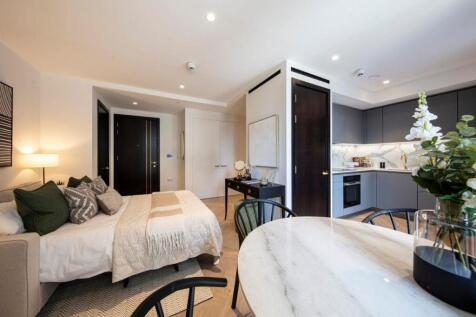 Triptych Place, 00204 (7).jpg