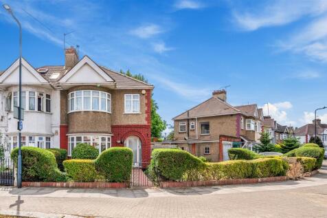 Daniels_4 Lewis Crescent, NW10 0NR_025.jpg