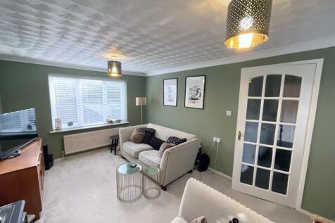 2 bed, 1 bath Semi-Detached in Sheffield - Photo 3