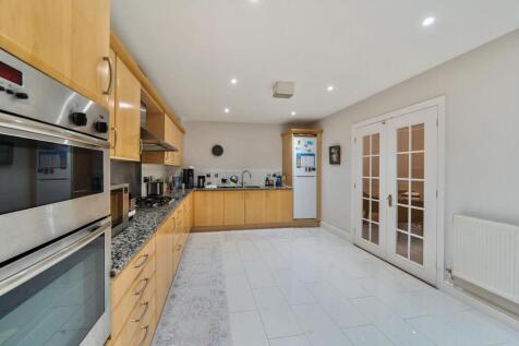 Davidson Frost-Wellings, DFW, Stewart House, Stanm