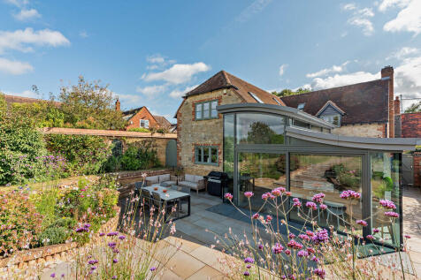 8614390-exterior1...