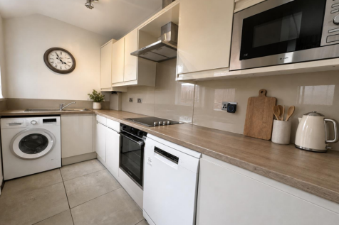 5 Bedroom Terraced in S1 4TL