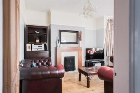 8AshburyLane(Interior)(2of27).jpg
