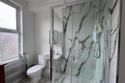 WhatsApp Image 2025-09-03 at 14.35.07_44dab29c.jpg