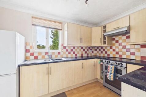 Presented by Clinton at EweMove Bexleyheath and Da