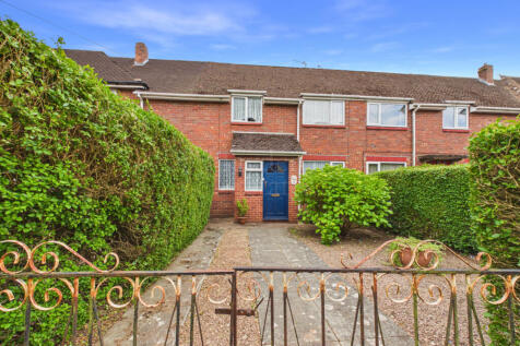 3 bed terraced house for sale Gould Avenue East,
