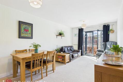 CAM05016G0-PR0106-ST