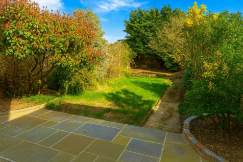 patio e.png