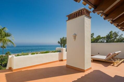 ROOF TERRACE