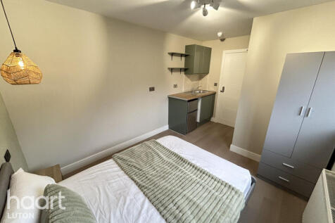 1 Bedroom House in LU2 0DN