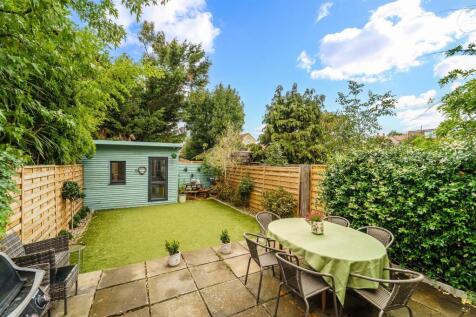 PHYLLIS AVENUE, 18 (9).jpg