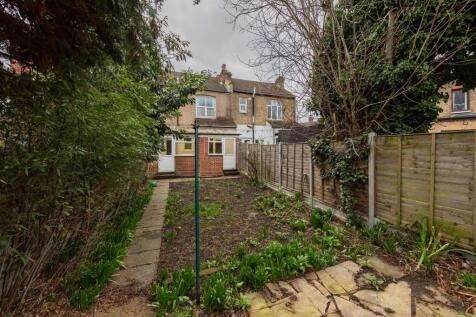 Orford Road, E18