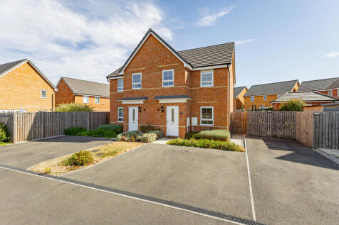 3 Bedroom Semi Detached for Sale