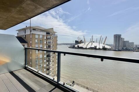 Meridian Walk, E14 (Two Bedrooms for sale near Can