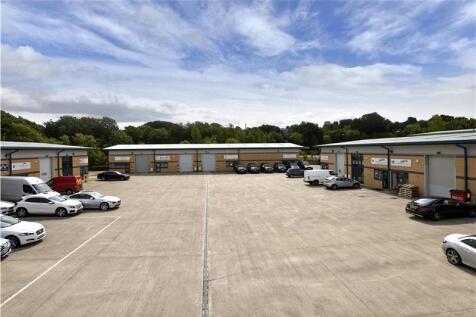 Light Industrial to rent in redbrook