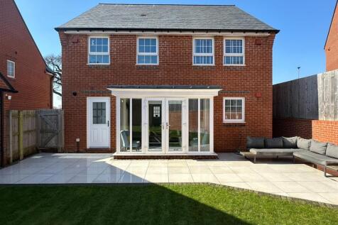 7 Salvadori Gdns - Rear.jpg