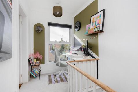 3 Harborough Road, Clipston