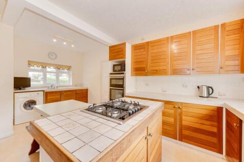 KITCHEN, DINING ROOM, LOUNGE AND GARDEN ROOM