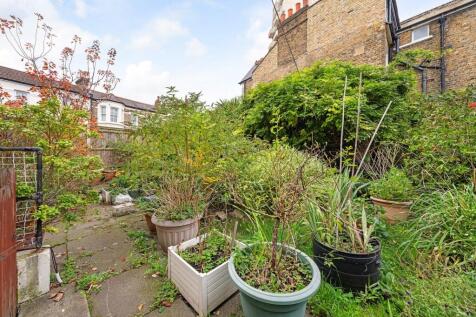Garden (2).JPG