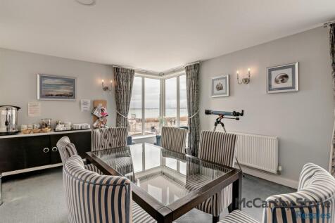 8670869-interior26-800.jpg